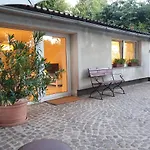 Ferienwohnung Lindenhof, zentrumsnah mit Terrasse und Grillmöglichkeit